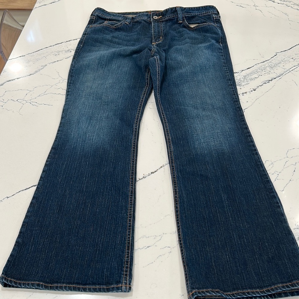 Eddie Bauer Women’s Femme Boot Cut w/Floral Back Pocket Detail Jeans sz.14R